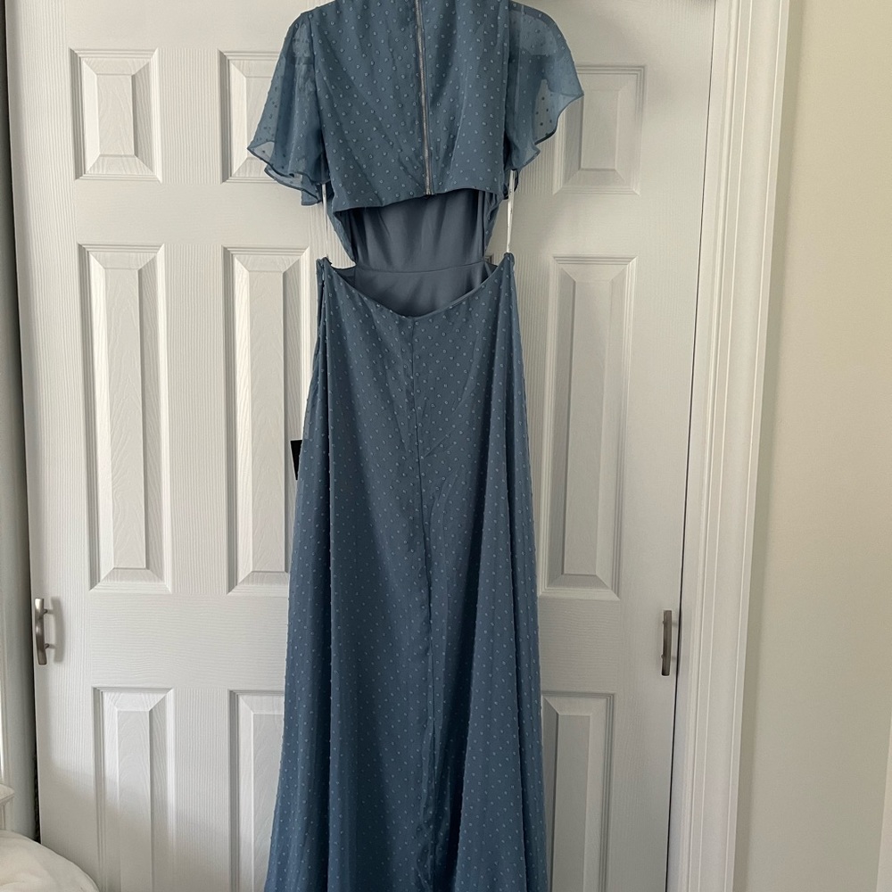 NEVER WORN- M-Lulus slate blue Swiss dot maxi dress - Picture 4 of 6